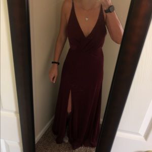 Only worn once for a wedding. Very comfortable and beautiful color. Size US4